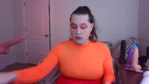 Snapshot of mxsissycharlotte chatting on 10.10.25 Mx Charlotte online show from 10.10.25