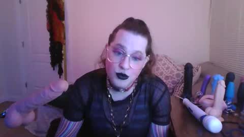 Snapshot of mxsissycharlotte chatting on 11.19.25 Mx Charlotte online show from 11.19.25