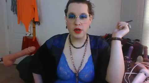 Snapshot of mxsissycharlotte chatting on 12.15.25 Mx Charlotte online show from 12.15.25