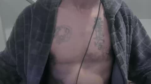 Snapshot of my432687 chatting on 01.02.25 my432687 online show from 01.02.25