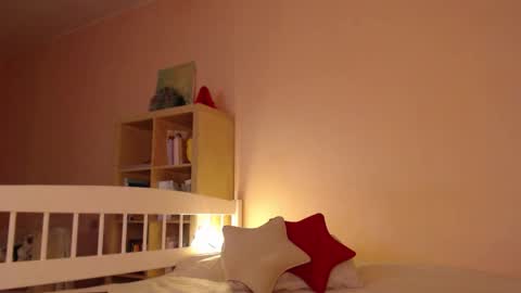 Hannah  welcome  online show from 11.26.25