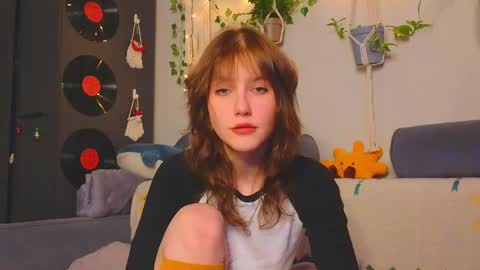 Snapshot of my_parisss chatting on 01.03.25 PARIS online show from 01.03.25