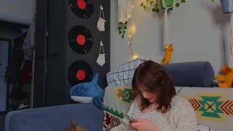 Snapshot of my_parisss chatting on 01.25.25 PARIS online show from 01.25.25