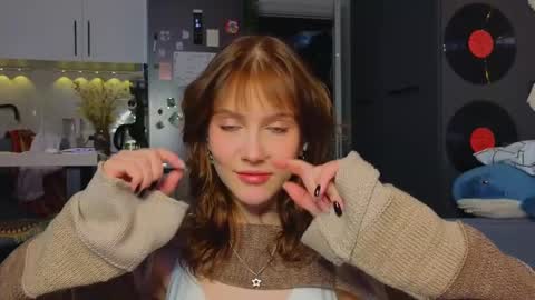 Snapshot of my_parisss chatting on 01.27.25 PARIS online show from 01.27.25