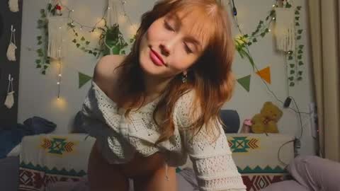 Snapshot of my_parisss chatting on 02.06.25 PARIS online show from 02.06.25