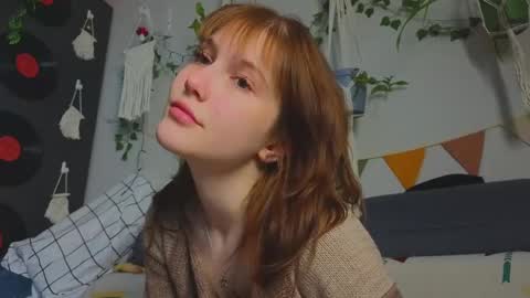 Snapshot of my_parisss chatting on 02.14.25 PARIS online show from 02.14.25