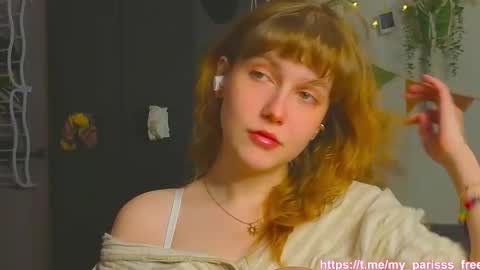 Snapshot of my_parisss chatting on 11.13.25 PARIS online show from 11.13.25