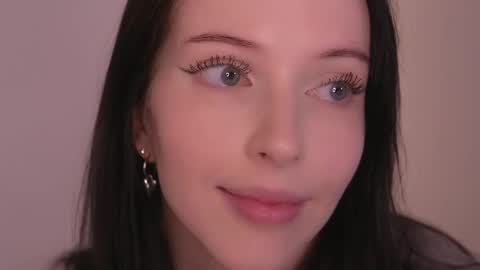 STELLA online show from 12.04.25