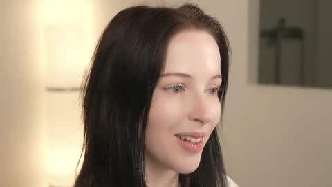 STELLA online show from 12.19.25