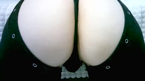 my_tightholes online show from 12.03.24
