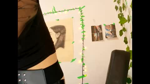 Snapshot of myagosling13 chatting on 09.14.25 miagosling NTMU Dont forget follow me online show from 09.14.25