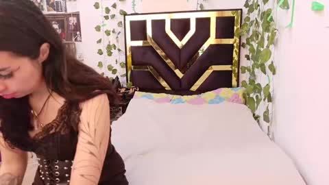 Snapshot of myagosling13 chatting on 09.28.25 miagosling NTMU Dont forget follow me online show from 09.28.25