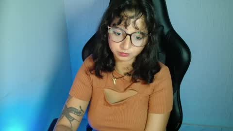 Snapshot of myamillor chatting on 05.22.26 myamillor online show from 05.22.26