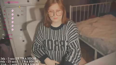 Snapshot of myanotherday chatting on 03.02.25 Kate online show from 03.02.25