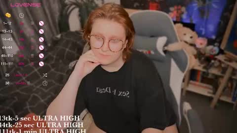 Snapshot of myanotherday chatting on 11.06.25 Kate online show from 11.06.25