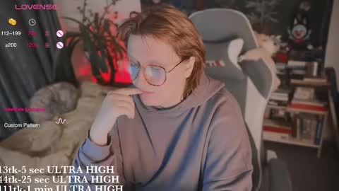 Snapshot of myanotherday chatting on 11.19.25 Kate online show from 11.19.25