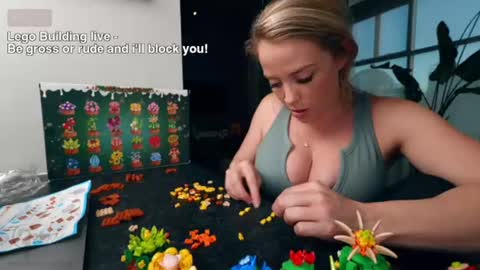 MyCookieJar online show from 12.20.25