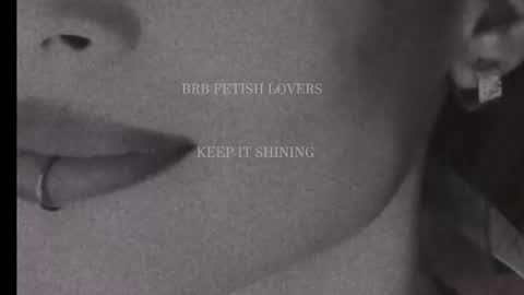 Snapshot of mydoc_lolac chatting on 11.17.25 Lola online show from 11.17.25