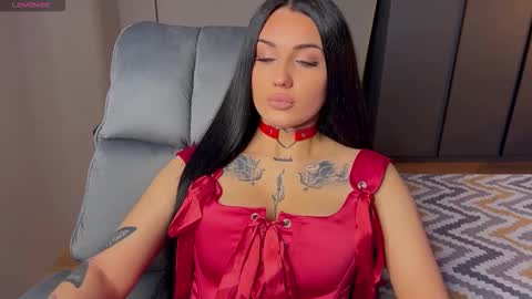 Snapshot of mygoddesshecate chatting on 11.10.25 Hecate online show from 11.10.25