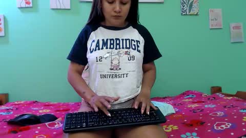 Snapshot of myguardian20angel chatting on 10.27.25 Angel Cute online show from 10.27.25