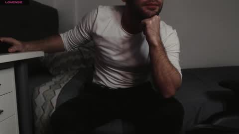 Snapshot of myhairymacho chatting on 02.18.25 Juan OF myhairymacho online show from 02.18.25