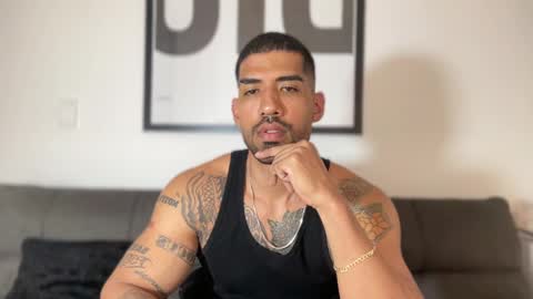 Myke esthetic online show from 02.08.25