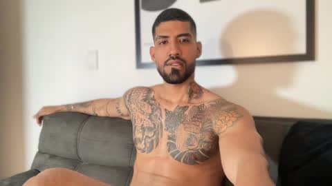 Myke esthetic online show from 03.02.25