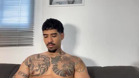 Myke esthetic online show from 12.19.25