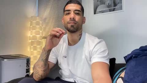 Myke esthetic online show from 01.11.26