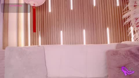 Snapshot of myladreams_ chatting on 02.07.26 Myla online show from 02.07.26