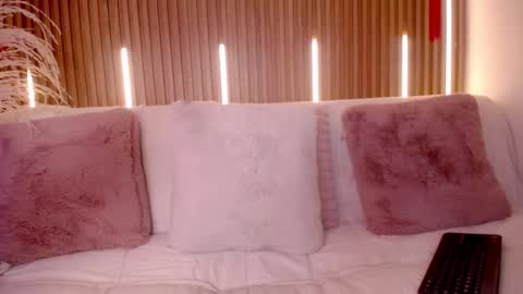 Snapshot of myladreams_ chatting on 02.28.26 Myla online show from 02.28.26