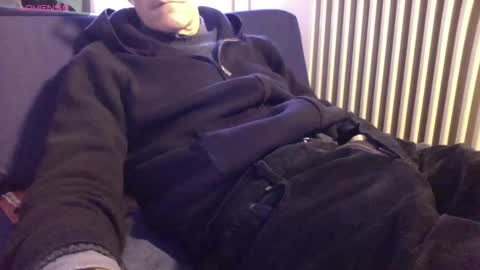 Bi sexy guy lovense hush is on private is open or password show tip if you like. online show from 02.09.26