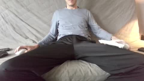 Snapshot of mynaughtyacct chatting on 11.18.25 Felt like showing off online show from 11.18.25