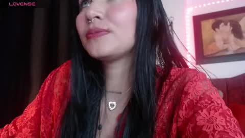 Snapshot of myomi_nix chatting on 02.21.25 myomi online show from 02.21.25