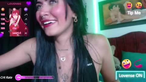 Snapshot of myomi_nix chatting on 03.01.25 myomi online show from 03.01.25