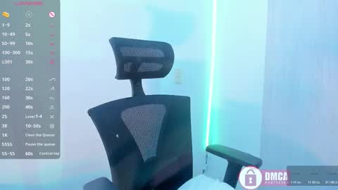 Snapshot of mypretty_isabella chatting on 11.25.25 Bella online show from 11.25.25