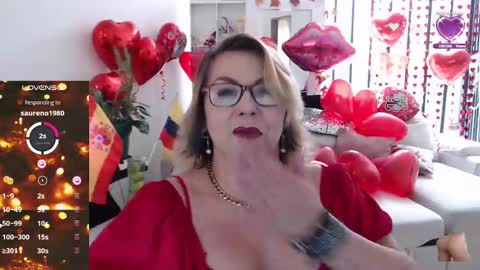 Snapshot of myrnasexxx chatting on 02.14.25 Myrna Sessions online show from 02.14.25