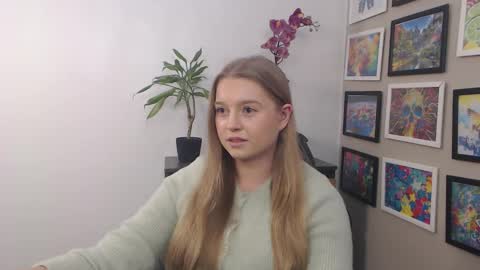 Erica online show from 02.05.25