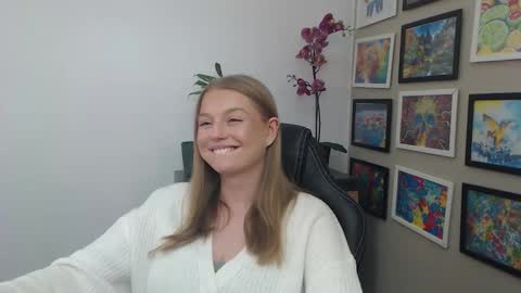 Erica online show from 04.17.26