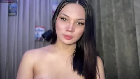 UR GIRL NEXTDOOR online show from 02.22.26