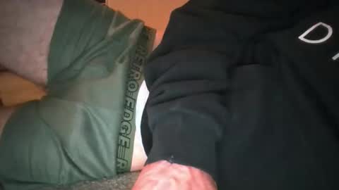 Snapshot of mysterymyn chatting on 10.24.25 mysterymyn online show from 10.24.25