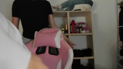 Evan Brown online show from 10.28.25