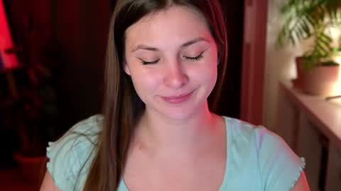 Snapshot of mysticalart chatting on 12.12.24 Eve online show from 12.12.24