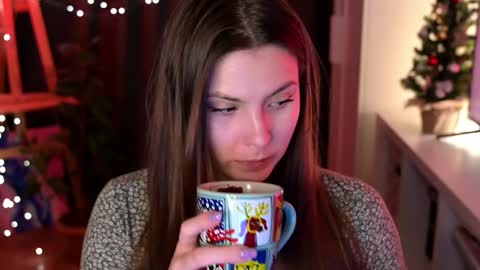 Snapshot of mysticalart chatting on 12.26.24 Eve online show from 12.26.24