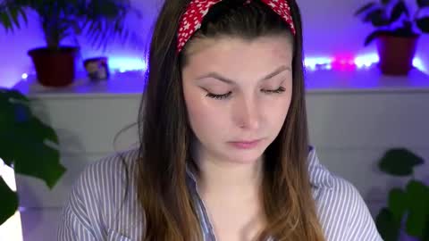 Snapshot of mysticalart chatting on 11.11.25 Eve online show from 11.11.25