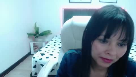 Snapshot of mysticmature chatting on 01.19.25 Mystic online show from 01.19.25