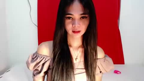 Krestine online show from 10.28.25