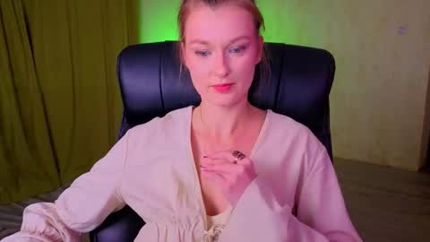 Snapshot of mysticvenus_ chatting on 03.11.26 mysticvenus_ online show from 03.11.26