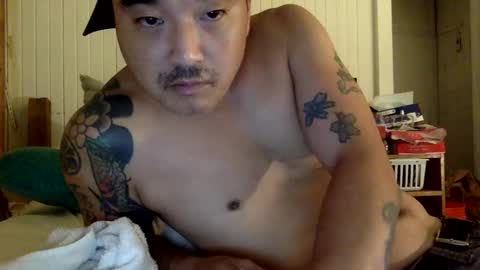 Snapshot of mywi11yisbiggy chatting on 11.16.25 str8 dom alphaAsian Daddy type. sorry not bi or curious but i dont judgediscrimenate. online show from 11.16.25