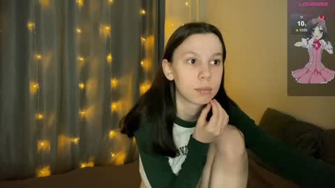 Vanessa and Julia  online show from 02.01.25